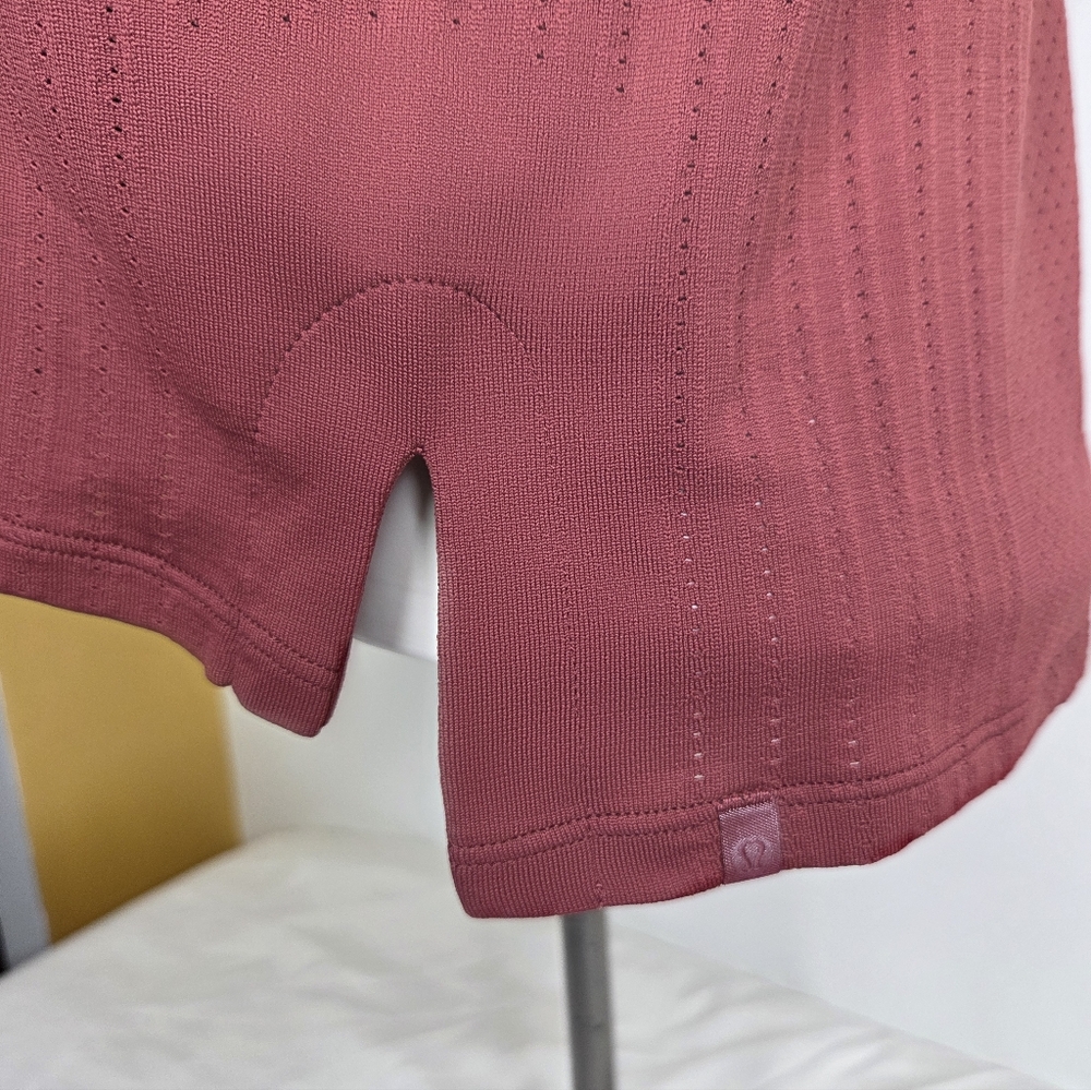 Lululemon Atletica ptp:20" (M/L) Sleeveless Burgundy Training Muscle Tee - Picture 6 of 9